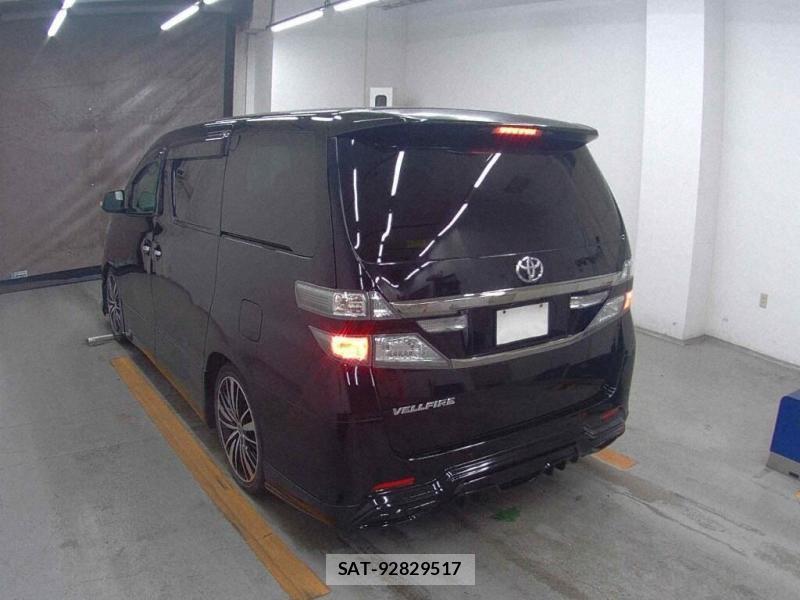 Toyota VELLFIRE 2012-05 8083204-2