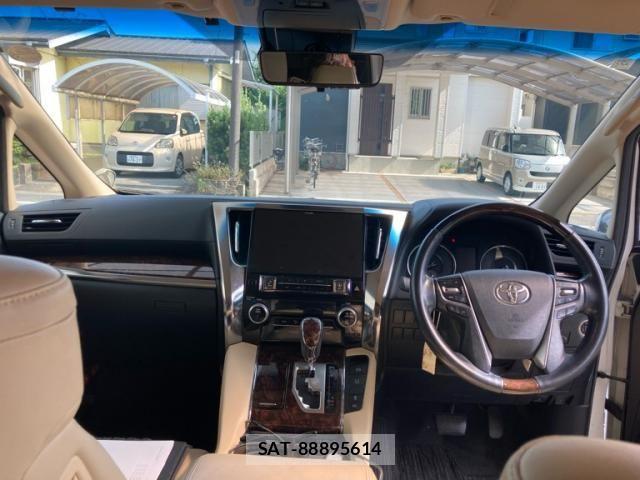 Toyota VELLFIRE 2018-03 8102404-12
