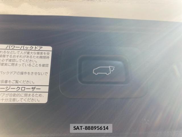 Toyota VELLFIRE 2018-03 8102404-14