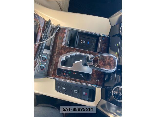 Toyota VELLFIRE 2018-03 8102404-22