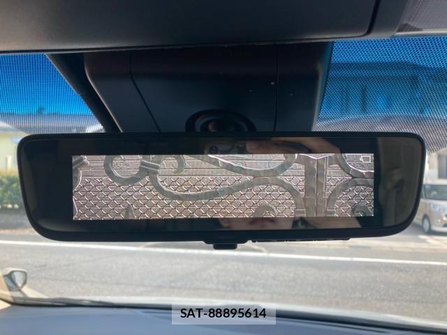 Toyota VELLFIRE 2018-03 8102404-26