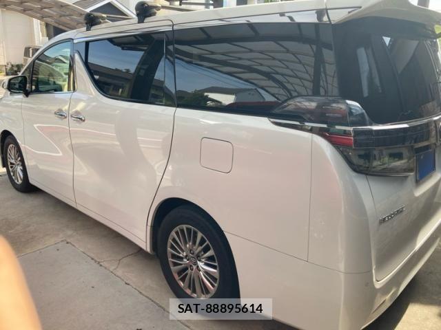 Toyota VELLFIRE 2018-03 8102404-3