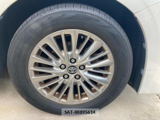 Toyota VELLFIRE 2018-03 8102404-4