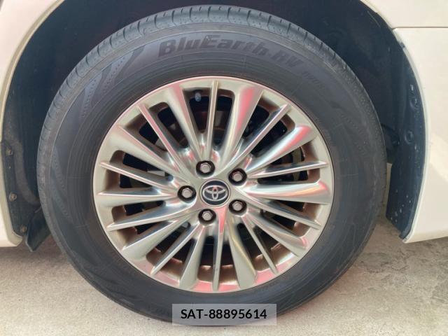 Toyota VELLFIRE 2018-03 8102404-6