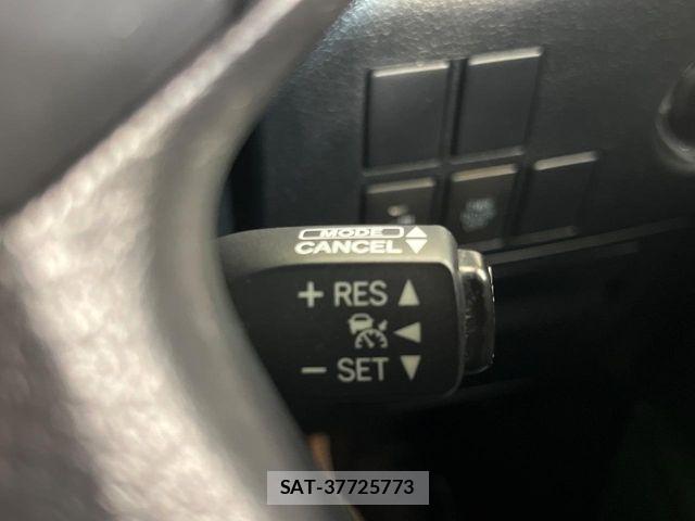 Toyota VELLFIRE 2016-02 8102393-6