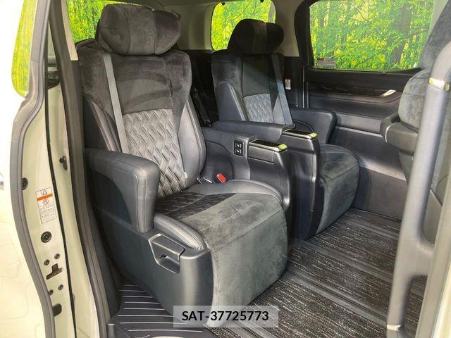 Toyota VELLFIRE 2016-02 8102393-8