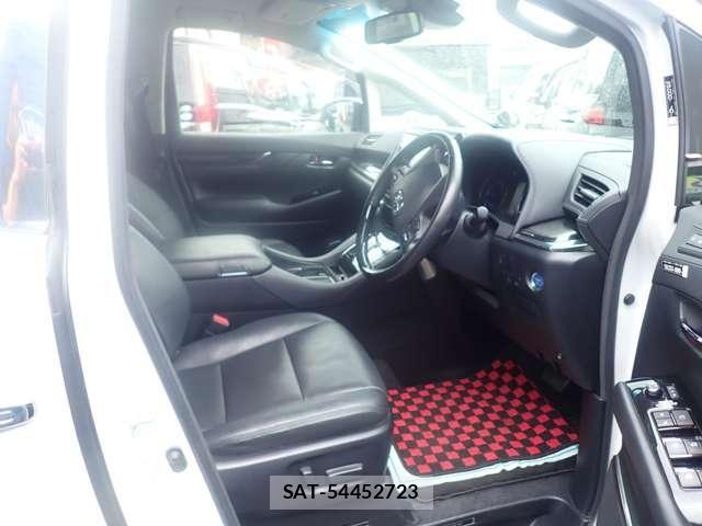 Toyota VELLFIRE 2020-04 8102380-13