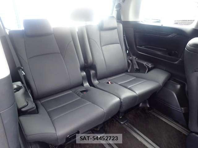 Toyota VELLFIRE 2020-04 8102380-18