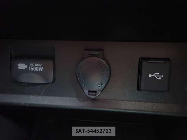 Toyota VELLFIRE 2020-04 8102380-24