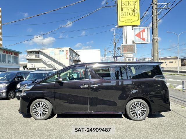 Toyota VELLFIRE 2015-08 8102392-3