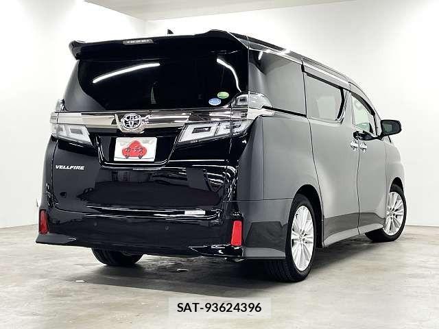 Toyota VELLFIRE 2019-12 8102382-2