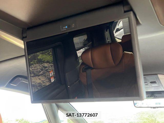 Toyota VELLFIRE 2026-04 8102379-3
