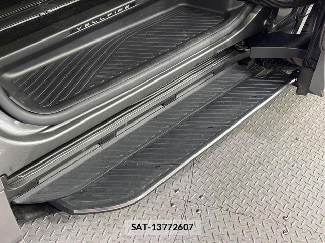 Toyota VELLFIRE 2026-04 8102379-4