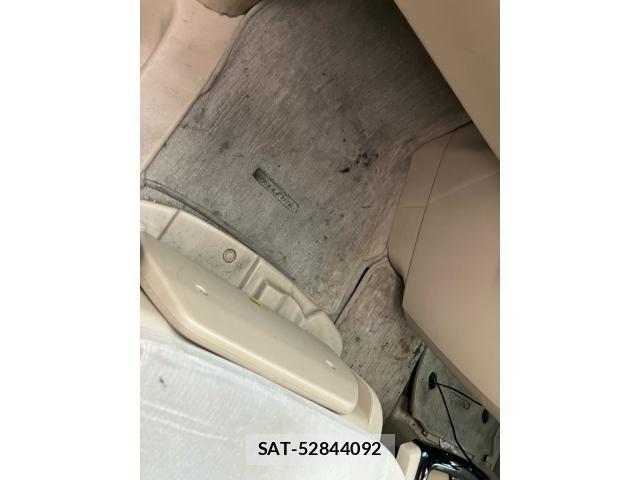 Toyota VELLFIRE 2012-03 8102421-20