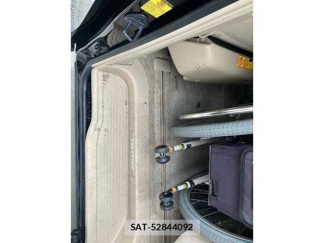 Toyota VELLFIRE 2012-03 8102421-21