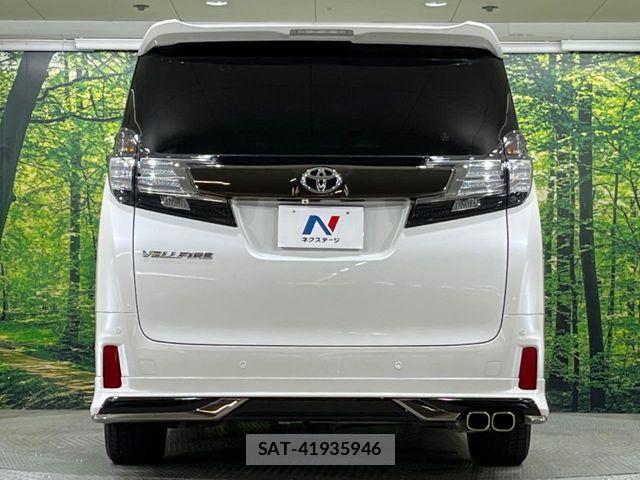 Toyota VELLFIRE 2017-03 8102383-16