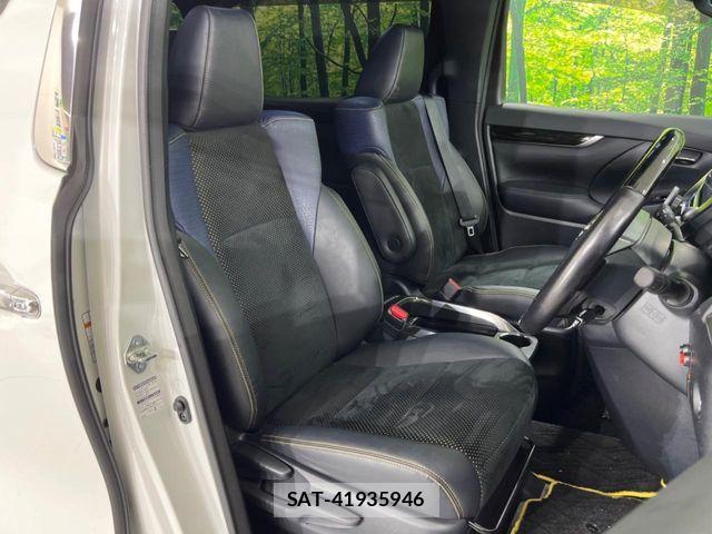 Toyota VELLFIRE 2017-03 8102383-8