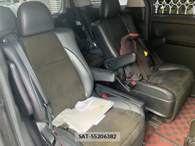 Toyota VELLFIRE 2014-12 8102412-11