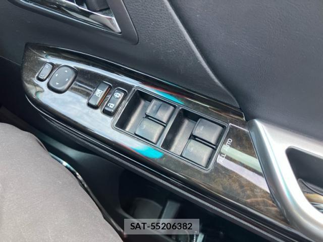 Toyota VELLFIRE 2014-12 8102412-24