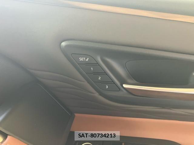 Toyota VELLFIRE 2025-07 8102378-23