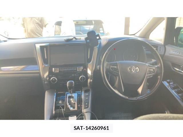 Toyota VELLFIRE 2017-07 8102402-13