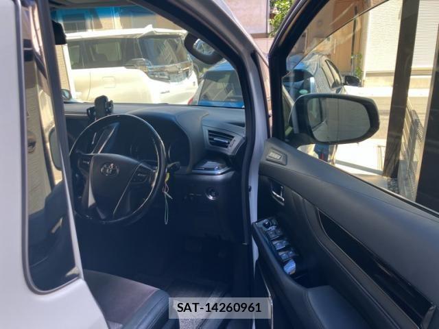 Toyota VELLFIRE 2017-07 8102402-14