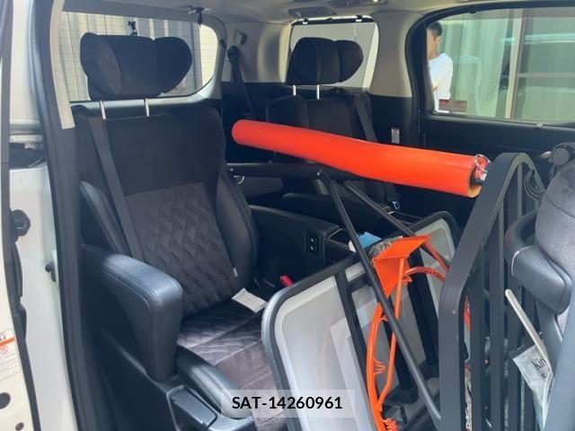 Toyota VELLFIRE 2017-07 8102402-22