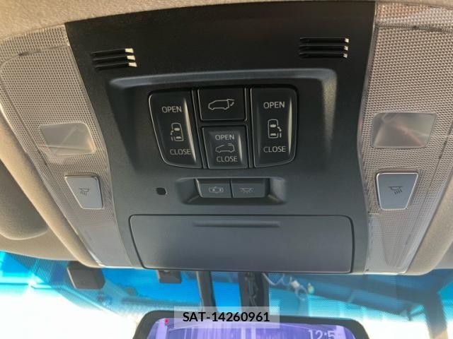 Toyota VELLFIRE 2017-07 8102402-29