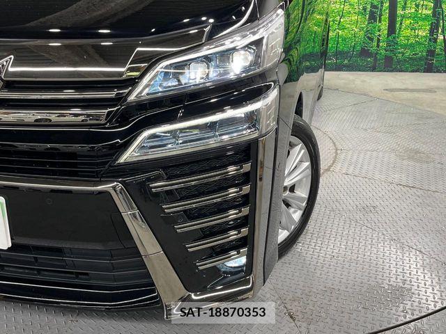 Toyota VELLFIRE 2019-04 8102385-12