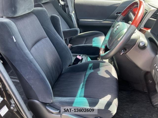 Toyota VELLFIRE 2008-07 8102413-11