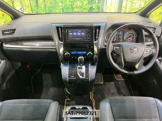 Toyota VELLFIRE 2017-03 8102396-1