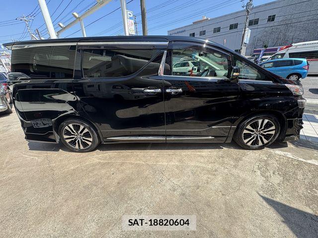 Toyota VELLFIRE 2020-11 8132786-5