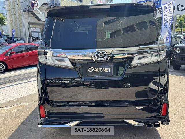 Toyota VELLFIRE 2020-11 8132786-7
