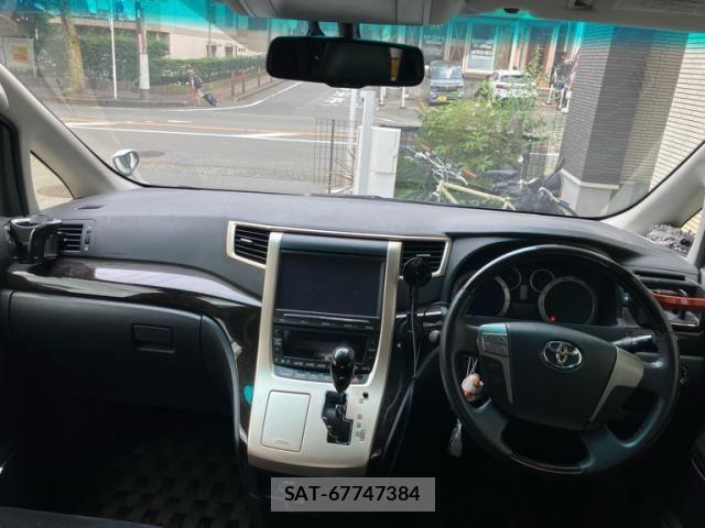 Toyota VELLFIRE 2014-07 8132808-15