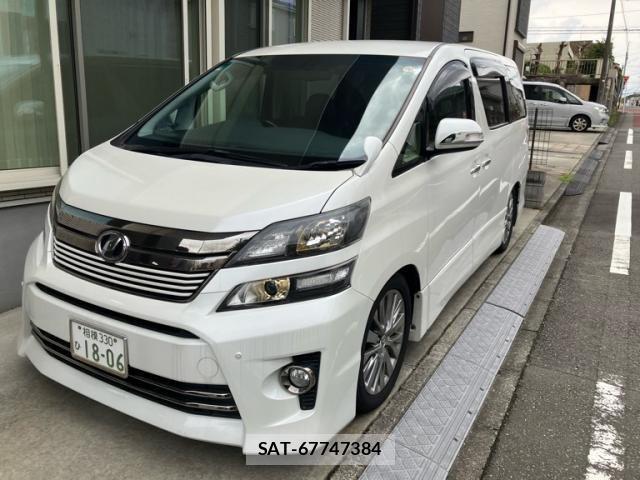 Toyota VELLFIRE 2014-07 8132808-1