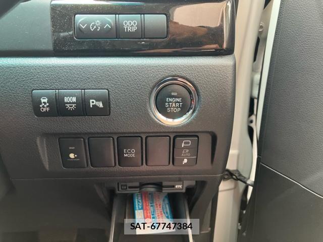Toyota VELLFIRE 2014-07 8132808-19