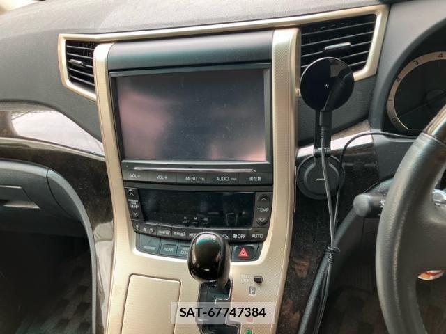 Toyota VELLFIRE 2014-07 8132808-20
