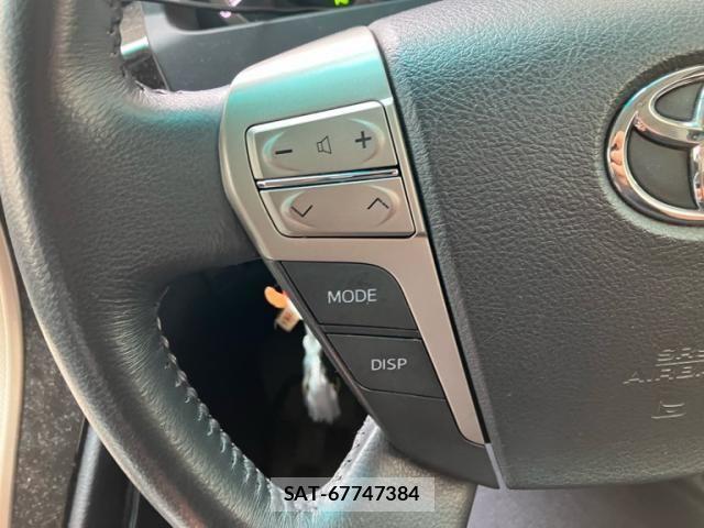 Toyota VELLFIRE 2014-07 8132808-24
