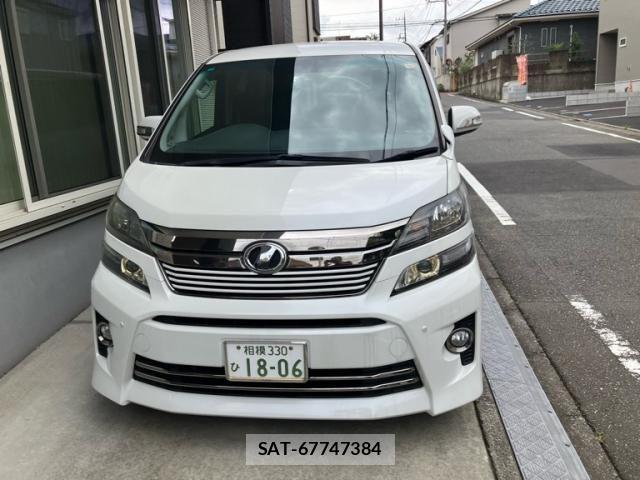 Toyota VELLFIRE 2014-07 8132808-2