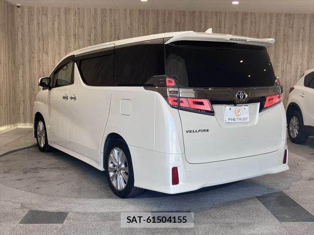 Toyota VELLFIRE 2018-03 8132791-26