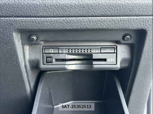 Toyota VELLFIRE 2014-11 8132799-9