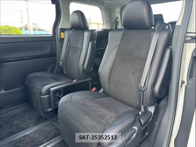 Toyota VELLFIRE 2014-11 8132799-16