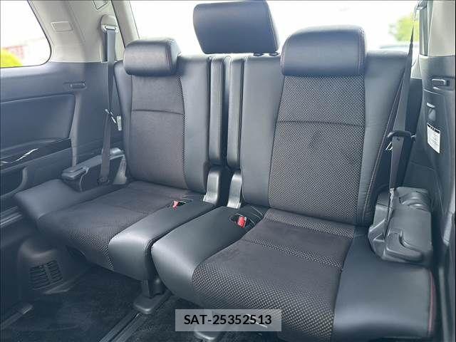 Toyota VELLFIRE 2014-11 8132799-18
