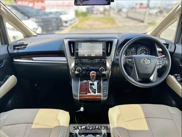 Toyota VELLFIRE 2015-04 8132790-1