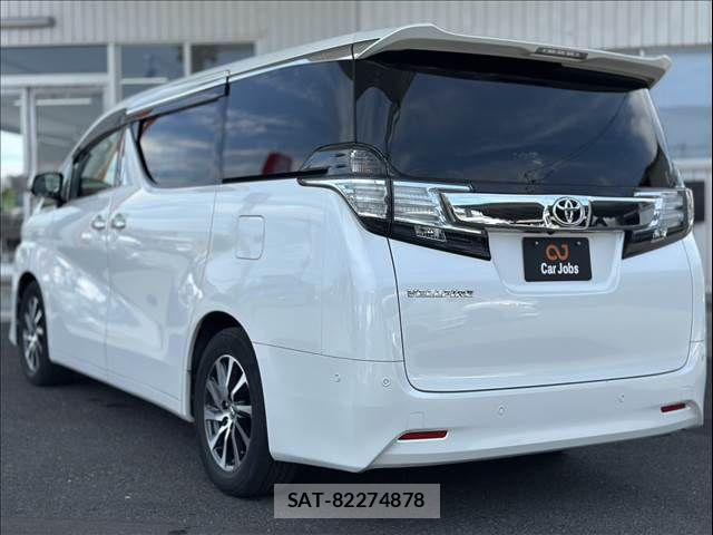 Toyota VELLFIRE 2015-04 8132790-3