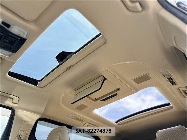 Toyota VELLFIRE 2015-04 8132790-4