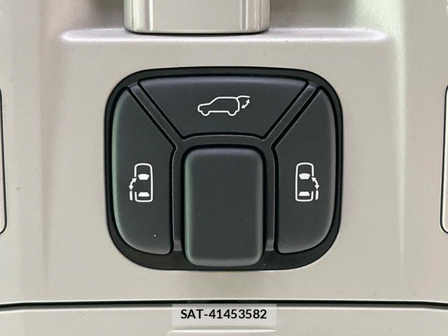 Toyota VELLFIRE 2013-02 8132806-3