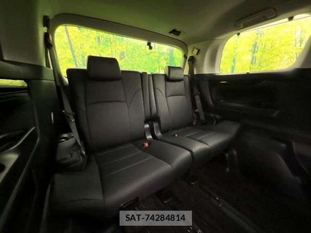 Toyota VELLFIRE 2019-01 8132787-9