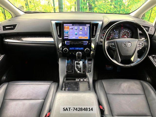 Toyota VELLFIRE 2019-01 8132787-1