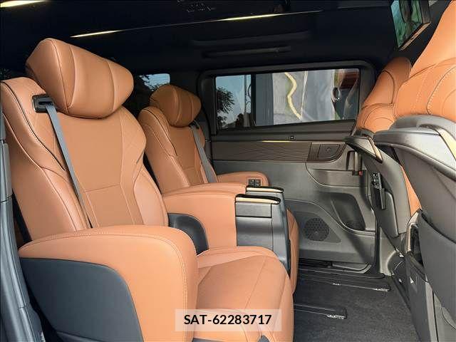 Toyota VELLFIRE 2025-10 8132778-25